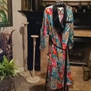 Emily Danielle multi-colored animal print floral l/s robe w black trim Size Lrg